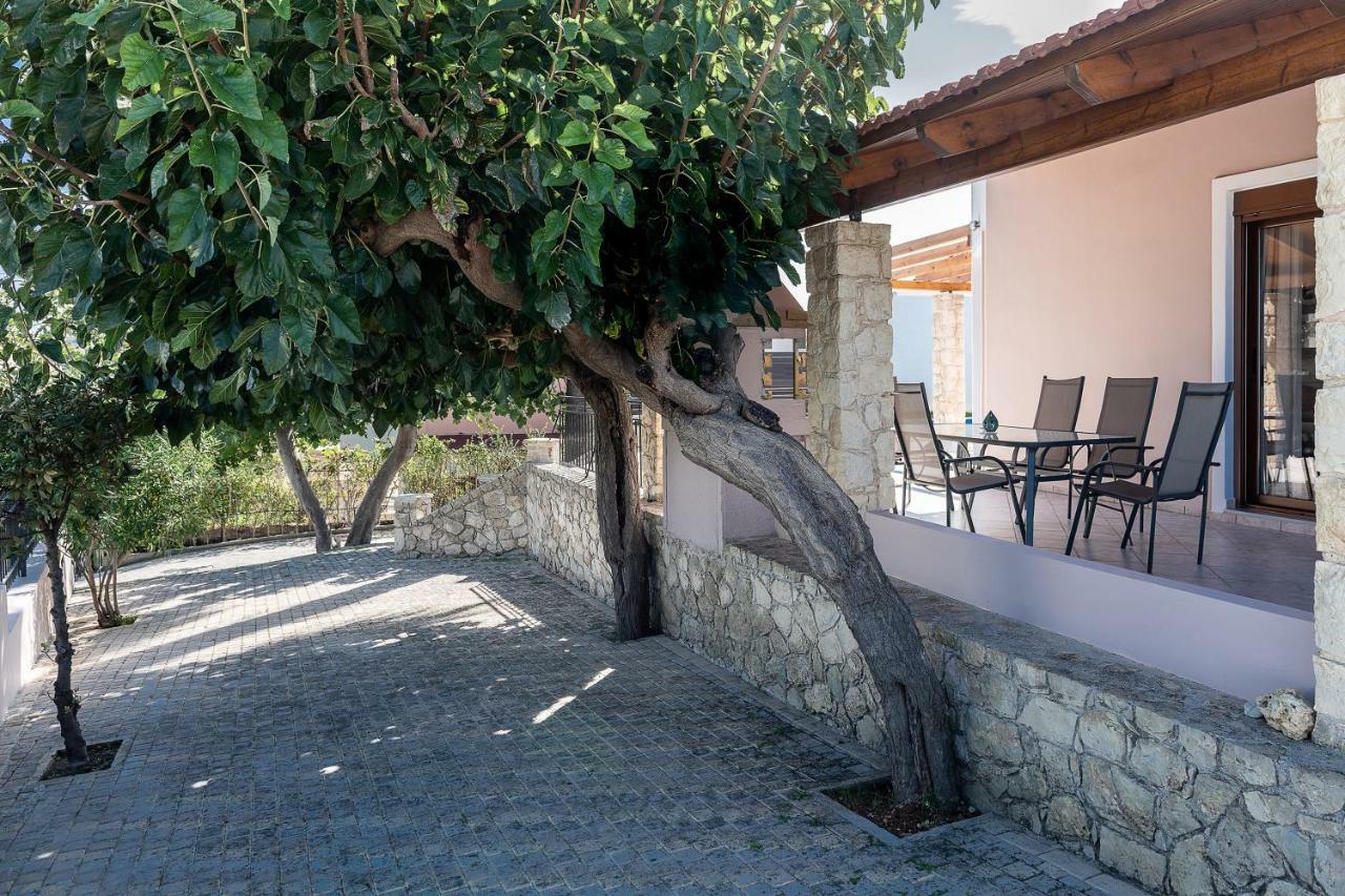 Lila Hill House Villa Stalós Dış mekan fotoğraf